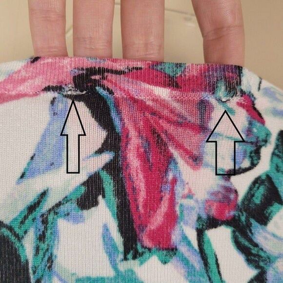 White House Black Market Size XS Floral Snap Button Cardigan White Pink Green - Picture 8 of 9